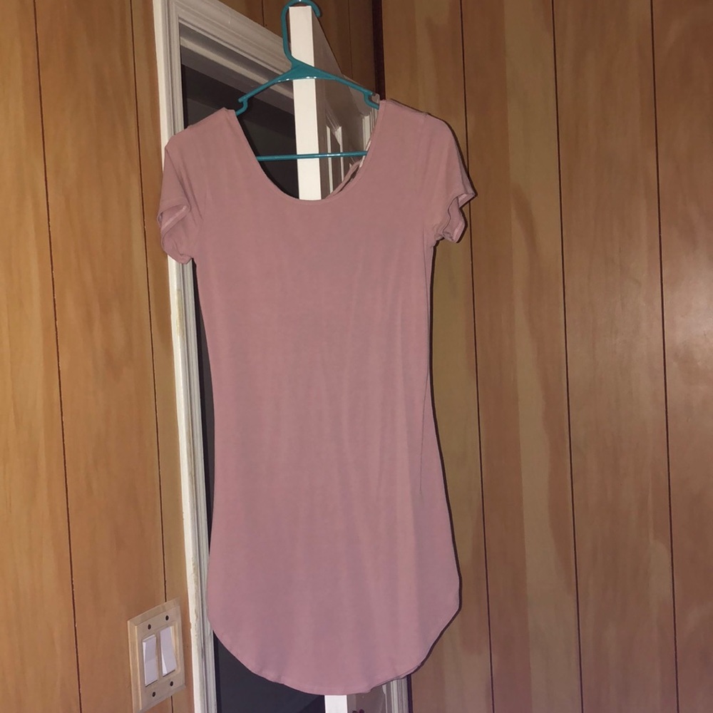 Medium blush color t-shirt dress